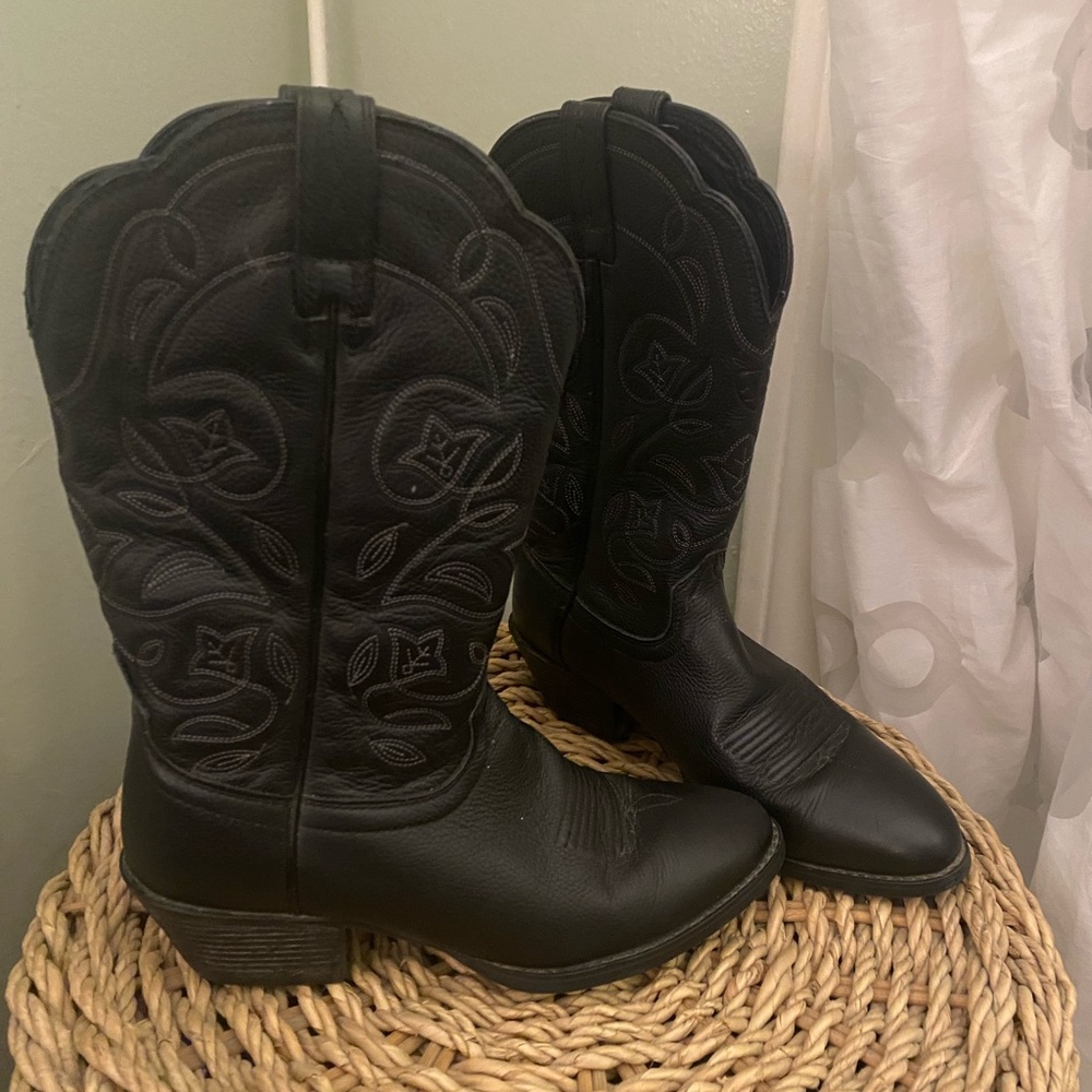 ARIAT Cowboy boots